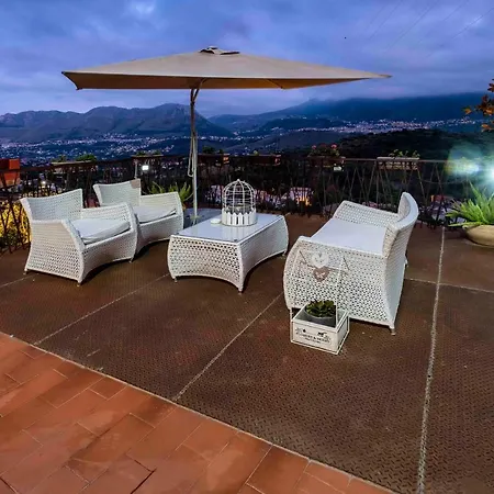 Casa Rossa Bed & Breakfast 3*