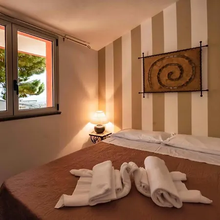 Bed & Breakfast Casa Rossa 3*