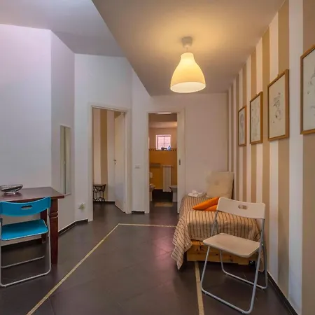 Casa Rossa Bed & Breakfast 3*