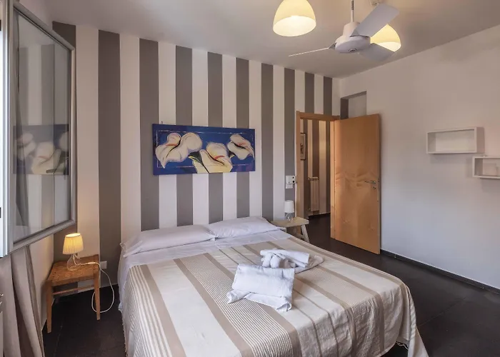 Casa Rossa 3* 몬레알레