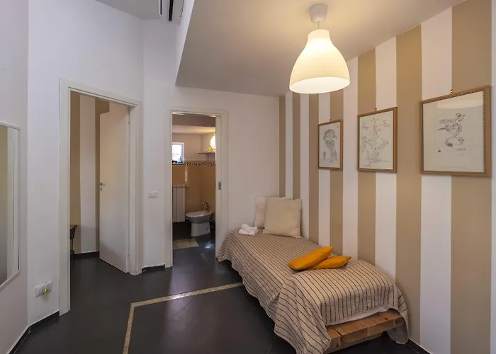 Casa Rossa 3* 몬레알레