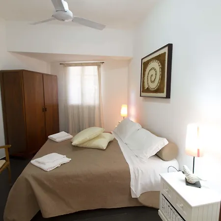 Casa Rossa Bed & Breakfast 3*