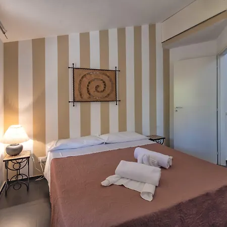 Casa Rossa Монреале